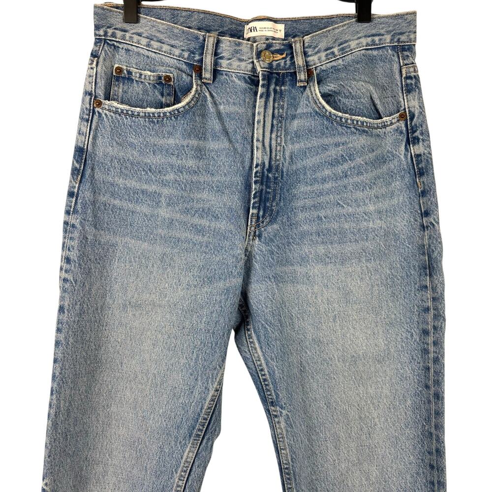 Zara Women's High Waisted Straight Leg Jeans Size 8 Medium Wash - Picture 2 of 7